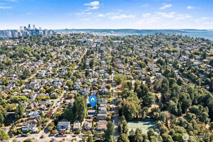 Property photo for 2708 1st Avenue W, Seattle photo 33