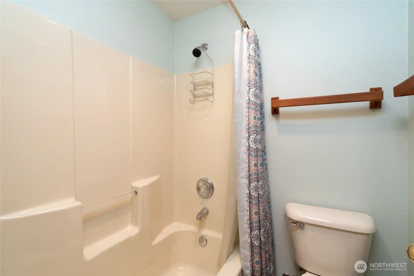Property photo for 6065 Central Avenue, Anacortes photo 32