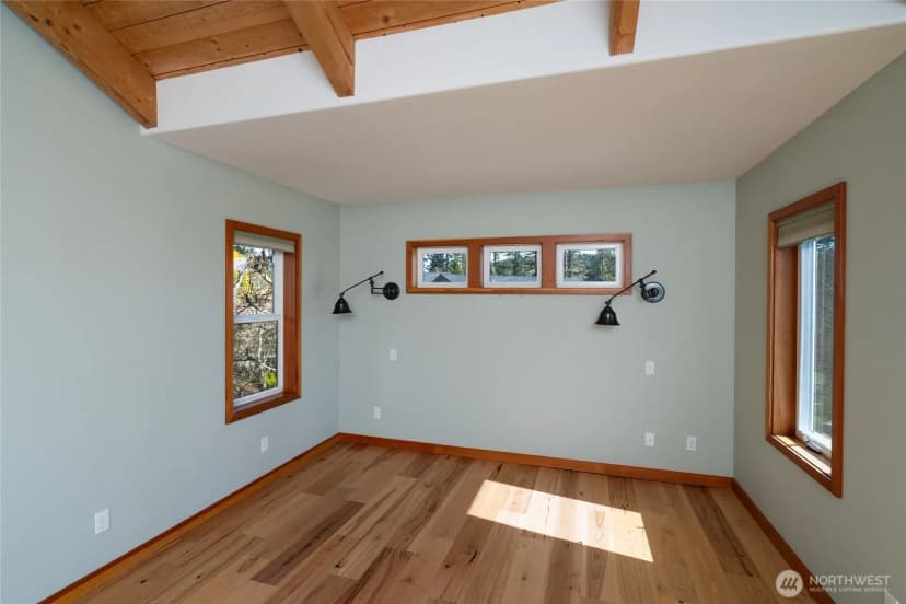 Property photo for 6065 Central Avenue, Anacortes photo 15