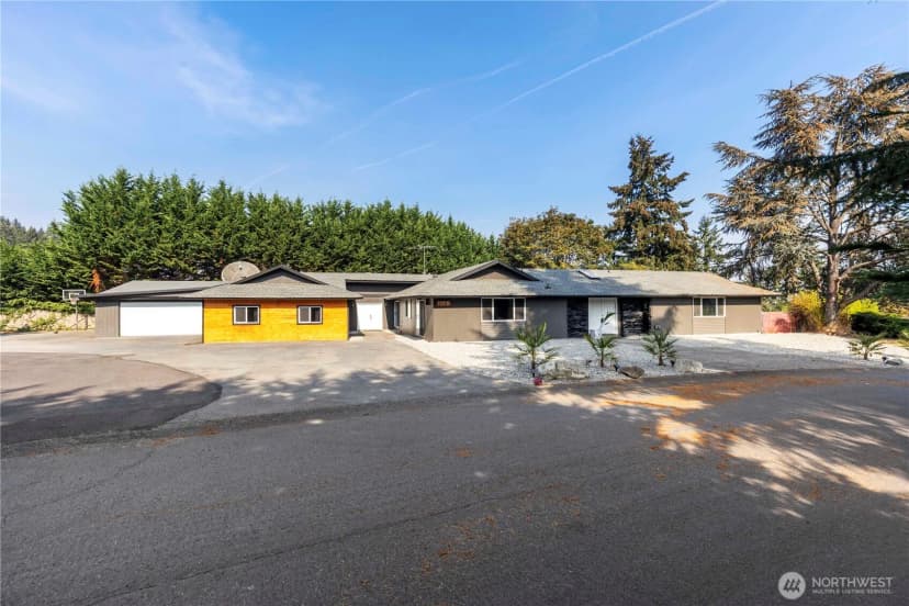 Property photo for 3062 44th St E, Tacoma