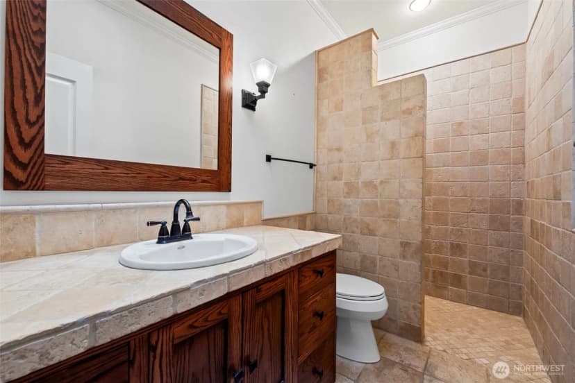 Property photo for 9715 Crescent Valley Drive Nw, Gig Harbor photo 18