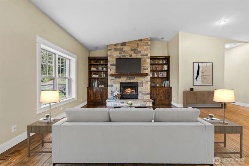 Property photo for 9715 Crescent Valley Drive Nw, Gig Harbor photo 10