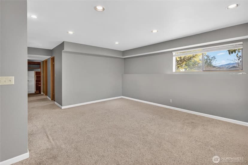 Property photo for 2629 Lemaister Avenue, Wenatchee photo 33