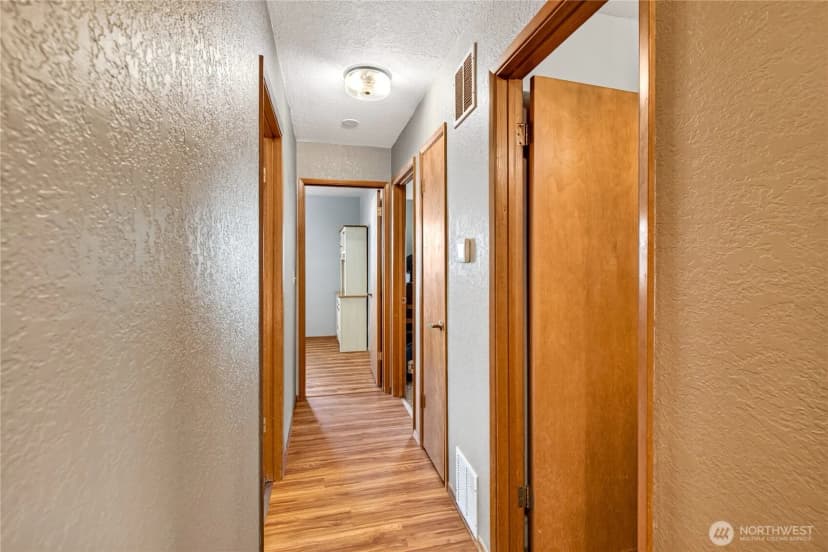 Property photo for 2629 Lemaister Avenue, Wenatchee photo 24