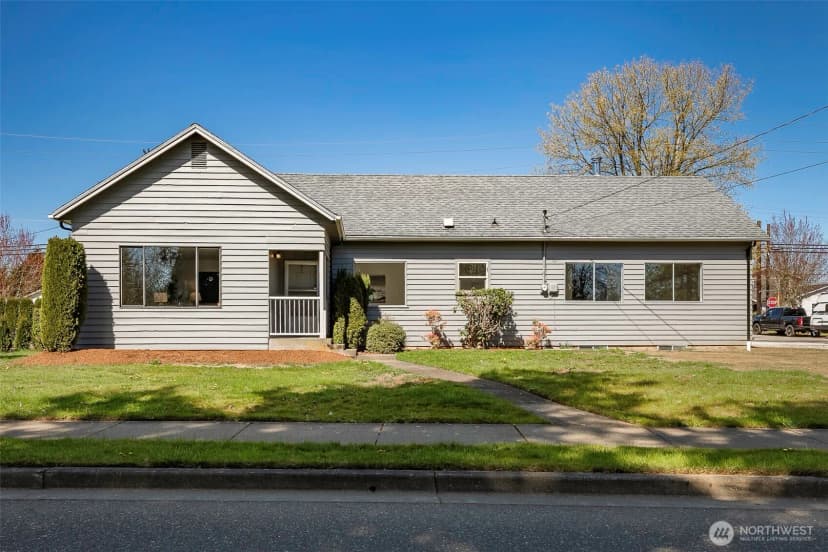 Property photo for 215 E Front Street, Lynden photo 30