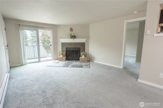Property photo for 12607 Se 41st Place #h207, Bellevue photo 3