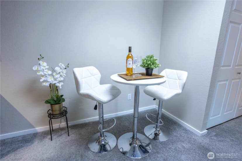 Property photo for 12607 Se 41st Place #h207, Bellevue photo 8