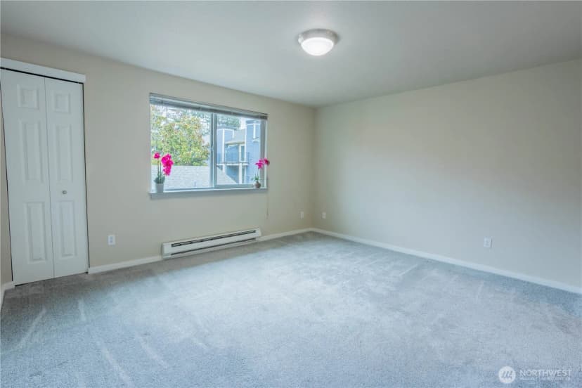 Property photo for 12607 Se 41st Place #h207, Bellevue photo 10