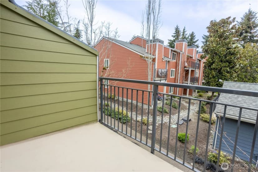 Property photo for 12607 Se 41st Place #h207, Bellevue photo 20