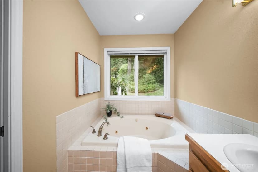 Property photo for 5608 Ridge High Court Sw, Olympia photo 14