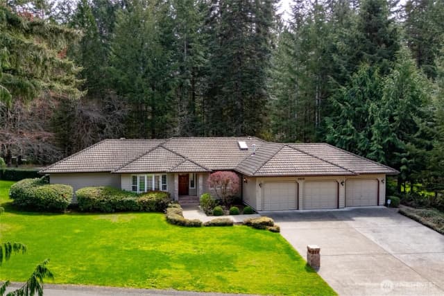 Property photo for 5608 Ridge High Court Sw, Olympia