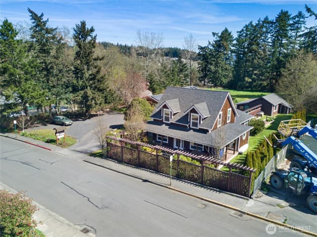 Property photo for 326 Carter St, San Juan Island photo 2