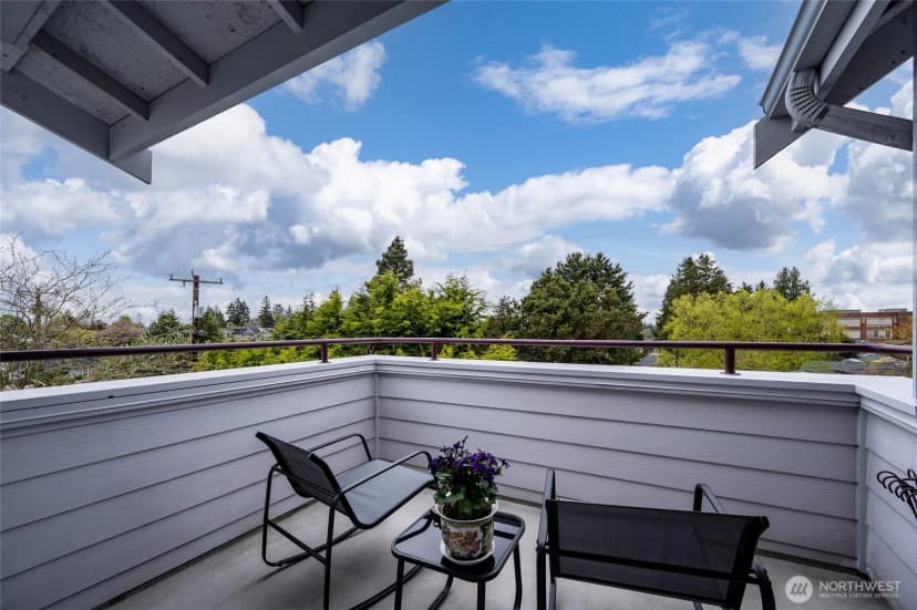 Property photo for 3435 California Avenue Sw #303, Seattle photo 31