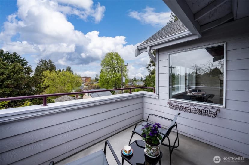 Property photo for 3435 California Avenue Sw #303, Seattle photo 30