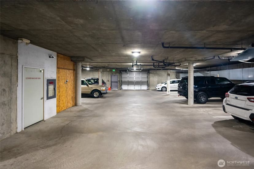 Property photo for 3435 California Avenue Sw #303, Seattle photo 36