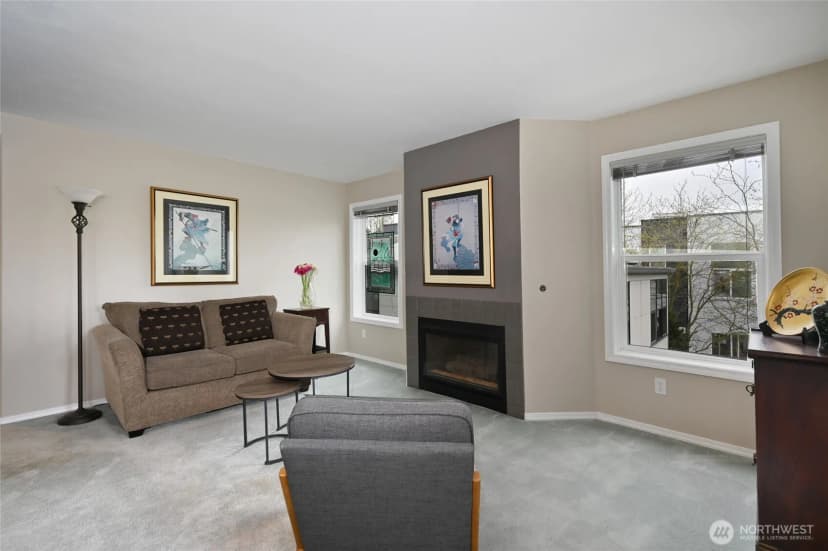 Property photo for 3435 California Avenue Sw #303, Seattle photo 9