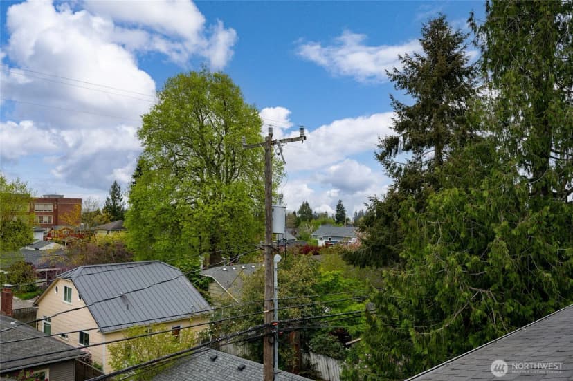 Property photo for 3435 California Avenue Sw #303, Seattle photo 35