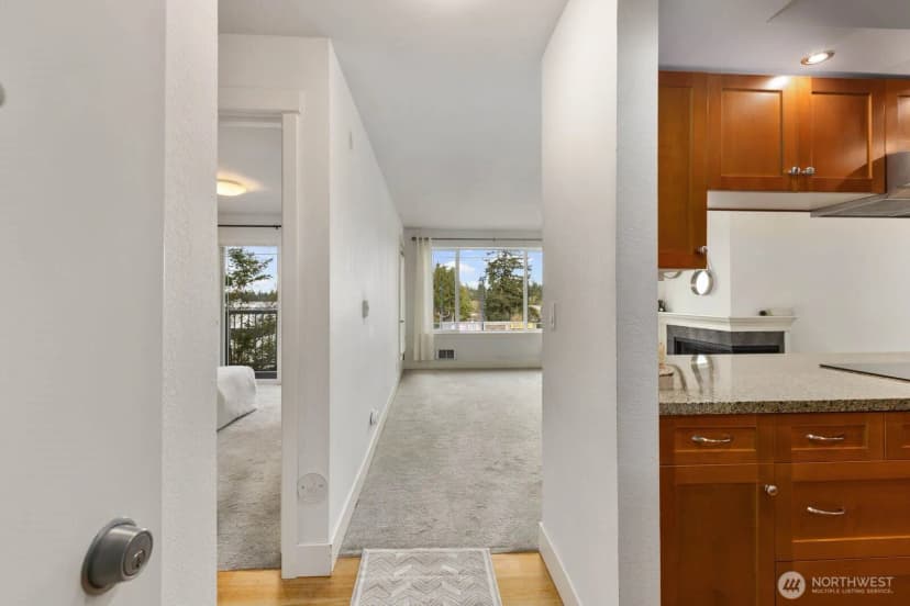 Property photo for 937 N 200th Street #b 203, Shoreline photo 5
