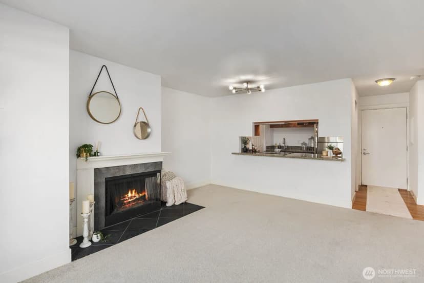 Property photo for 937 N 200th Street #b 203, Shoreline photo 10