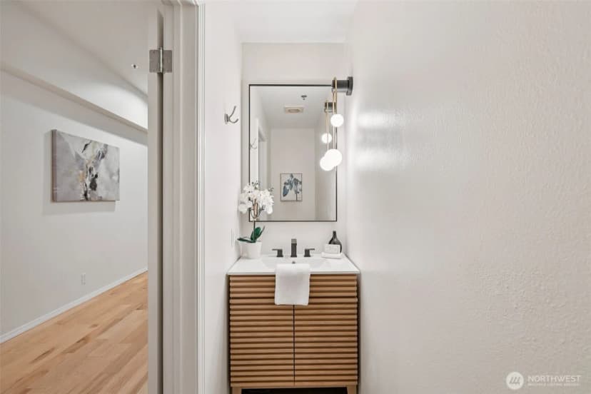 Property photo for 526 1st Avenue S #405, Seattle photo 24