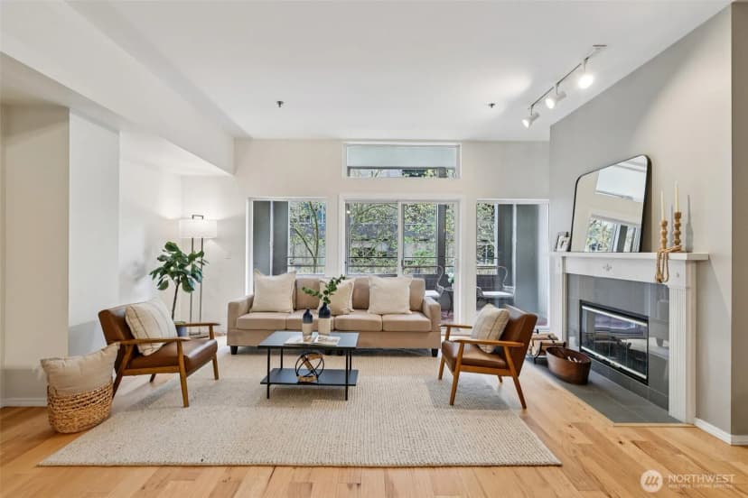 Property photo for 526 1st Avenue S #405, Seattle photo 17