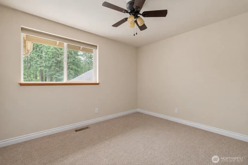 Property photo for 5802 Troon Avenue Sw, Port Orchard photo 27