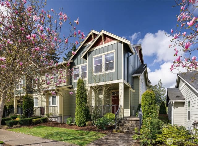 Property photo for 2381 25th Avenue Ne, Issaquah