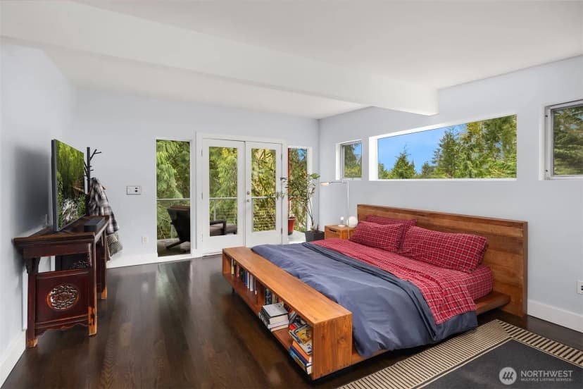 Property photo for 1534 Hillside Drive Se, Issaquah photo 17