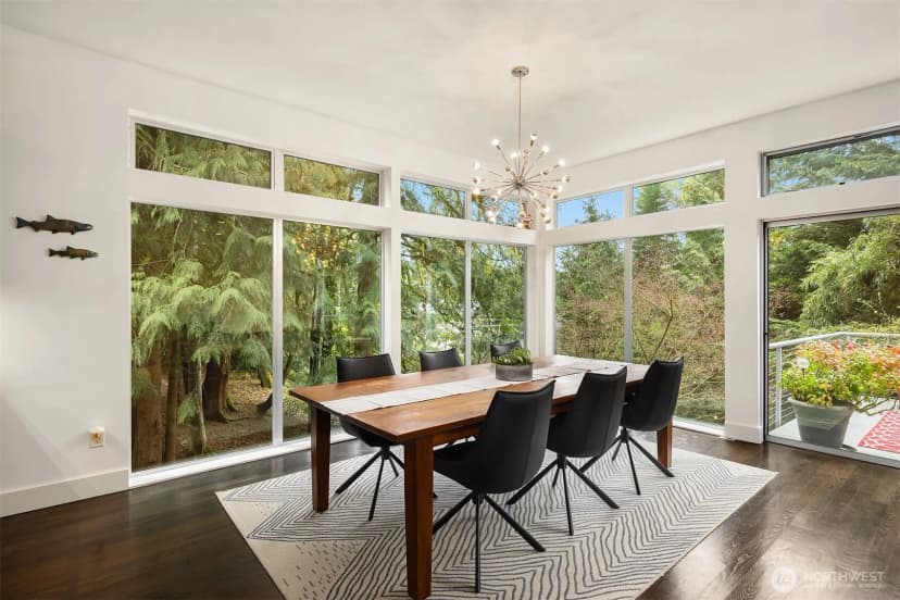 Property photo for 1534 Hillside Drive Se, Issaquah photo 8