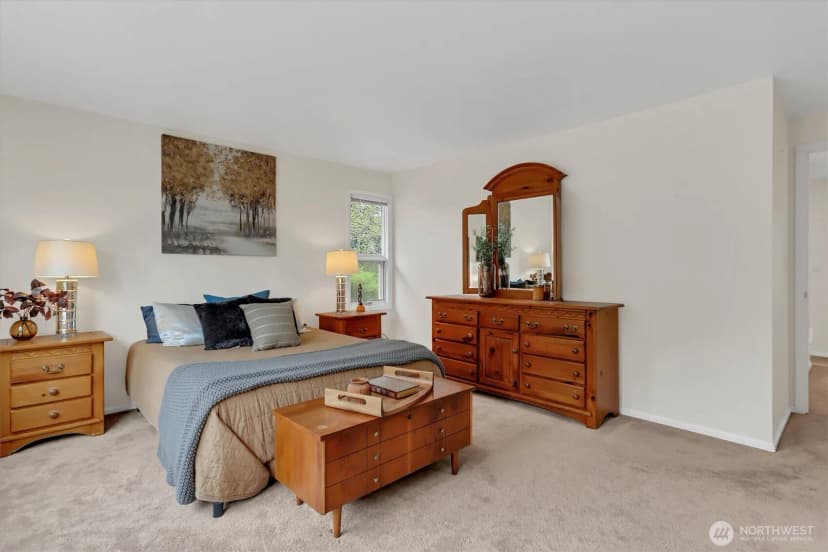 Property photo for 2212 186th Avenue Ne, Redmond photo 13