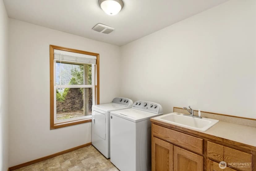Property photo for 1300 Cascade Street, Darrington photo 18