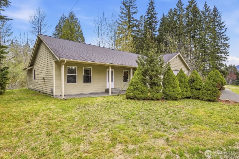 Property photo for 1300 Cascade Street, Darrington photo 6