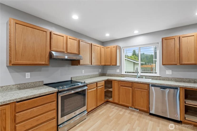 Property photo for 325 N Talbot Street, Montesano photo 6