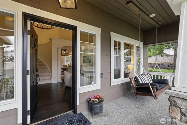 Property photo for 928 271st Avenue Se, Sammamish photo 4