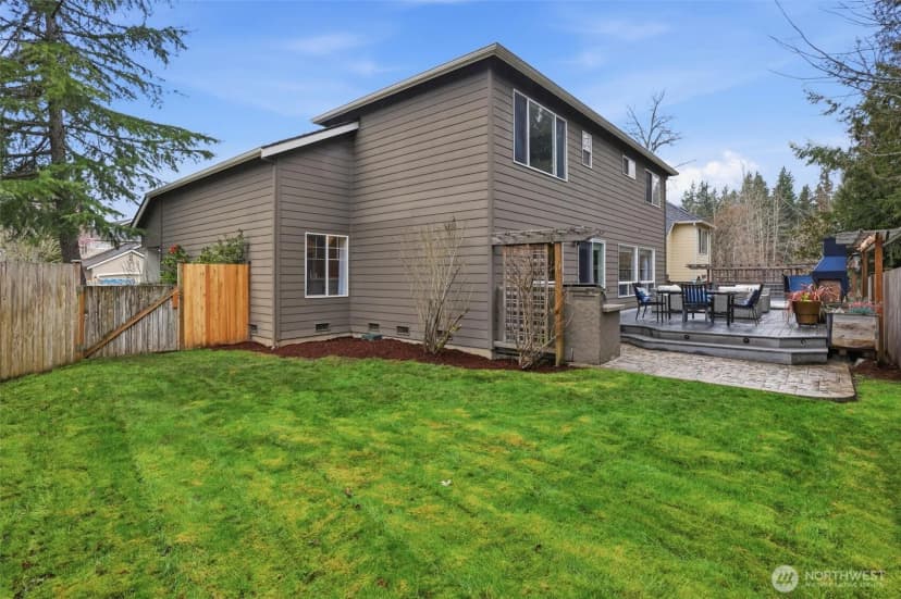 Property photo for 928 271st Avenue Se, Sammamish photo 34