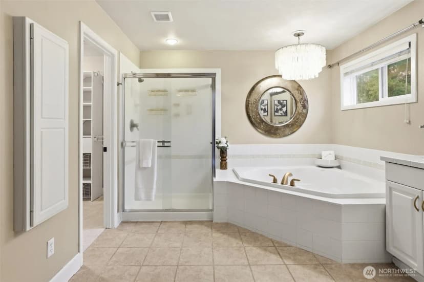 Property photo for 928 271st Avenue Se, Sammamish photo 28