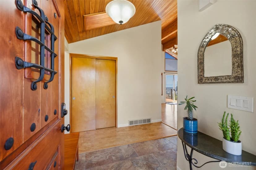 Property photo for 465 Quails Roost Road, Sequim photo 7