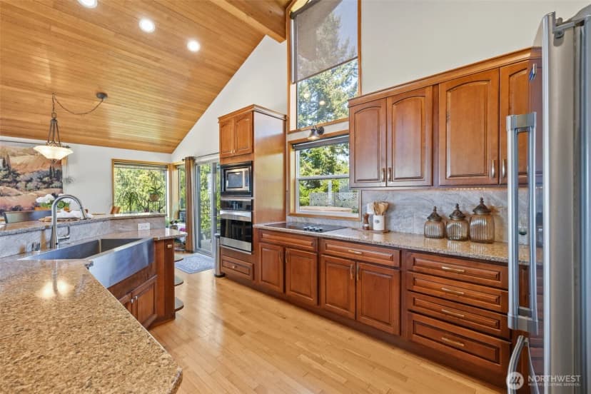 Property photo for 465 Quails Roost Road, Sequim photo 10