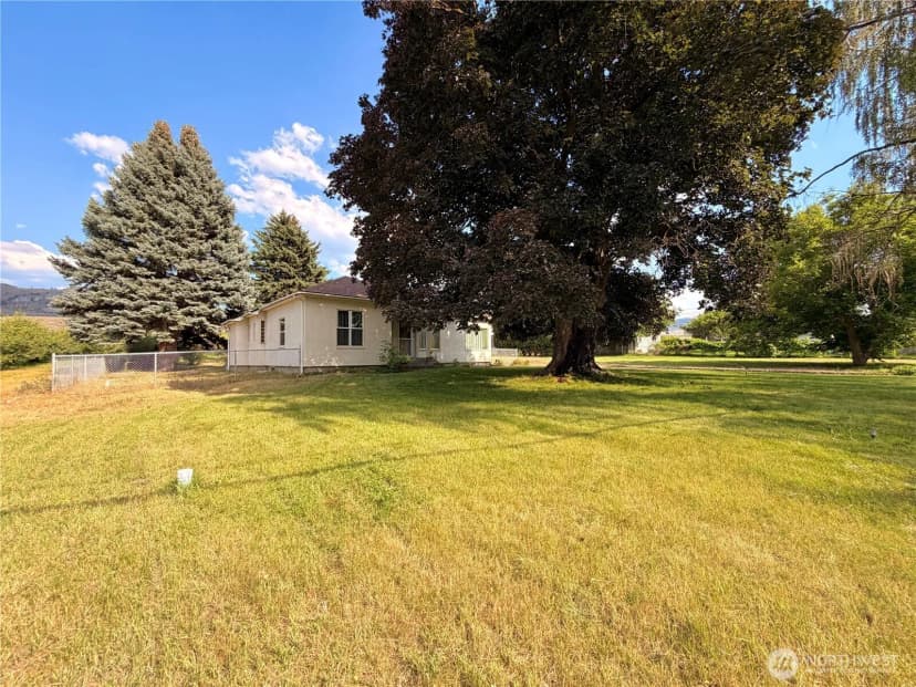 Property photo for 31644 Hwy 97, Tonasket photo 3