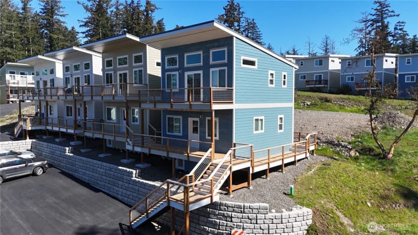 Property photo for 621 Finnegan Way, Friday Harbor photo 3
