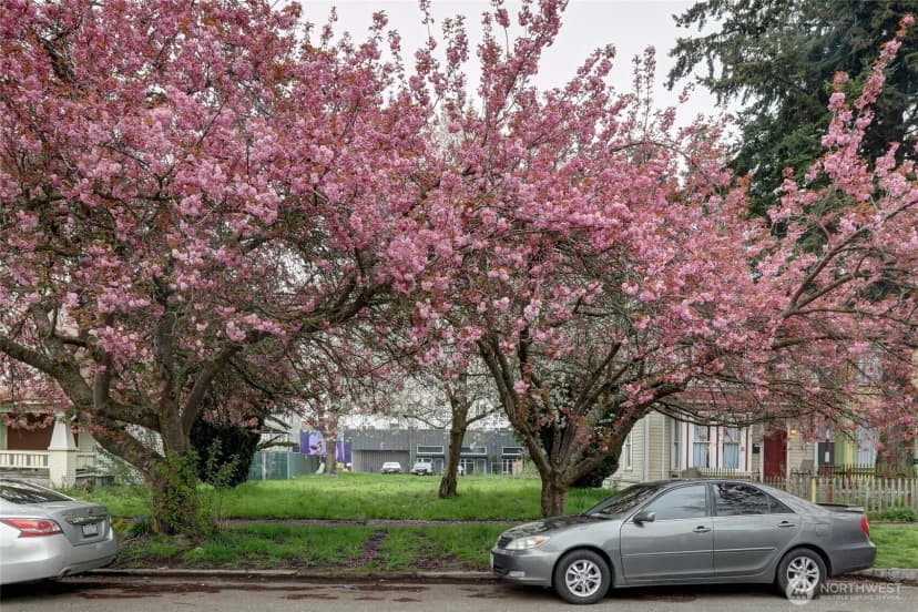 Property photo for 811 S L Street, Tacoma