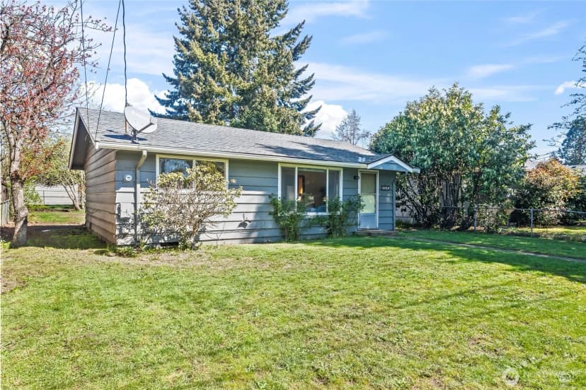 Property photo for 6515 94th Street Sw, Lakewood photo 2