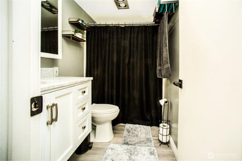 Property photo for 7425 Ruby Drive Sw #c-7, Lakewood photo 8