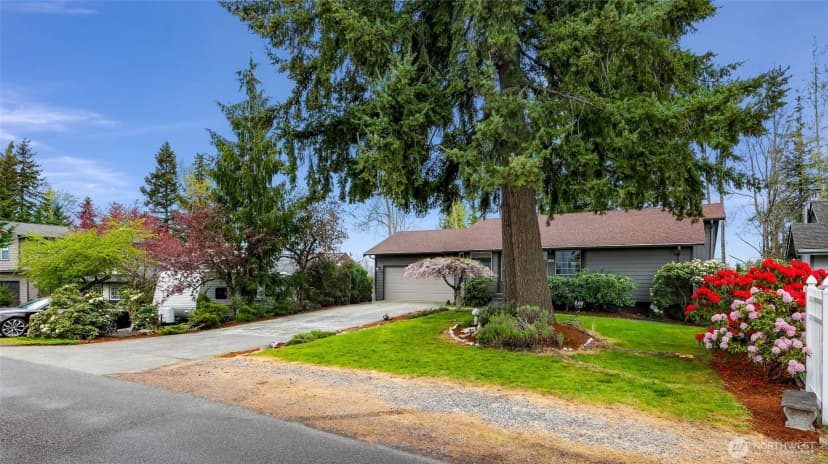Property photo for 1356 Welling Rd, Bellingham photo 3