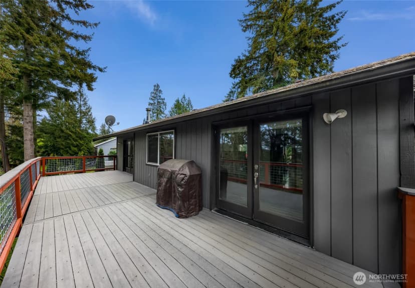Property photo for 1356 Welling Rd, Bellingham photo 10