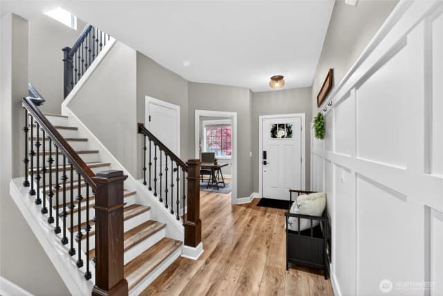 Property photo for 14207 Overlook Drive E, Bonney Lake photo 5