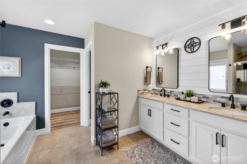 Property photo for 14207 Overlook Drive E, Bonney Lake photo 29