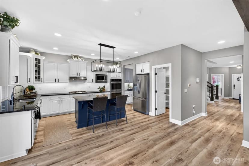 Property photo for 14207 Overlook Drive E, Bonney Lake photo 13