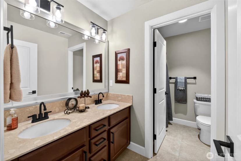 Property photo for 14207 Overlook Drive E, Bonney Lake photo 25