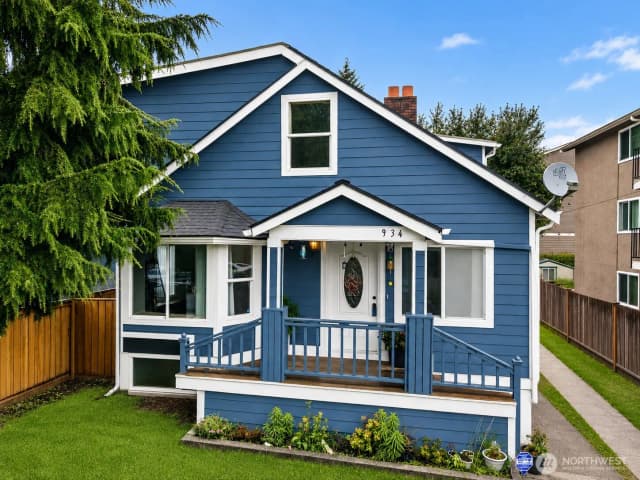 Property photo for 934 N 100th Street, Seattle